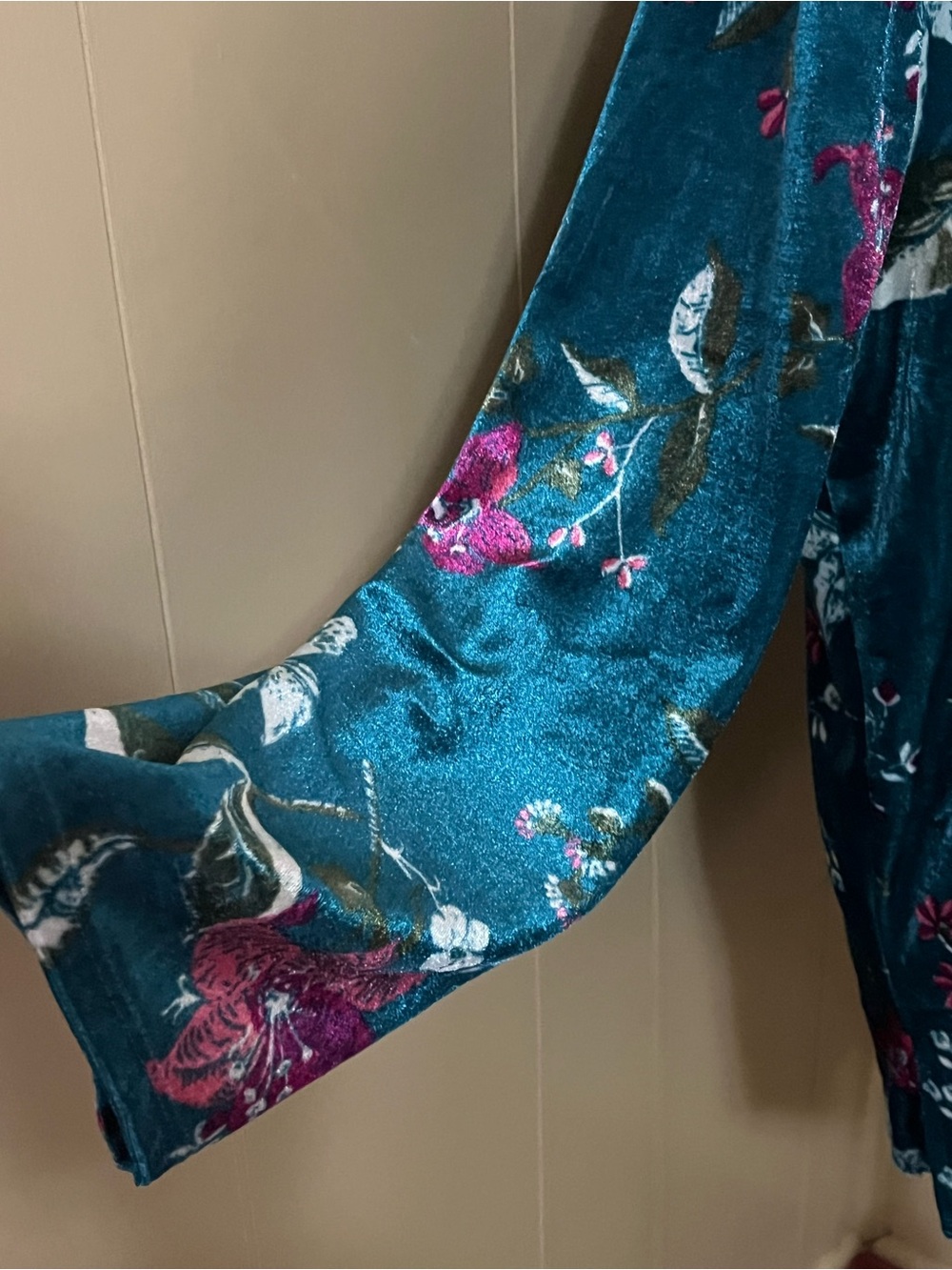 White Stag XL(16-18)Teal Velvet Burnout Sweater Floral Bloom Leaf Dark Romantic - Picture 7 of 9